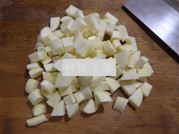 尖椒茭白炒玉米粒的做法步骤3