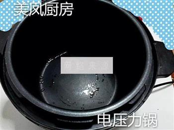 高压锅版生煎包的做法步骤1