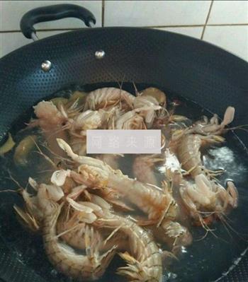 水煮皮皮虾的做法图解2