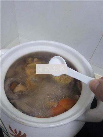 猴头鸽子玉米汤的做法步骤9