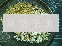 山药薏米芡实粥的做法图解5