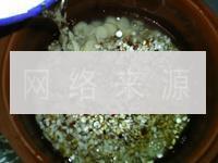 山药薏米芡实粥的做法步骤7