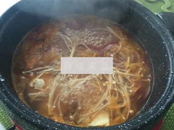 韩式泡菜汤的做法图解3