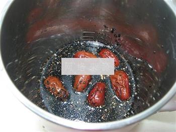 核桃红枣黑芝麻豆浆的做法图解3