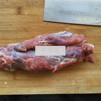 洋葱炒牛肉的做法步骤2