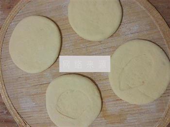 红薯奶香发面饼的做法步骤10