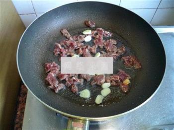 丝瓜炒牛肉的做法步骤4