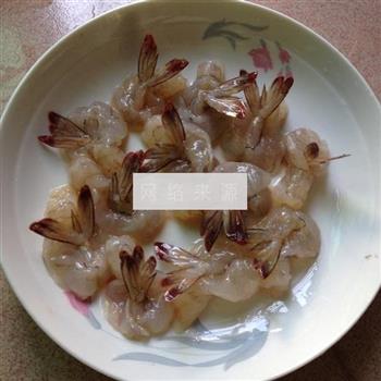 翡翠虾仁的做法步骤4