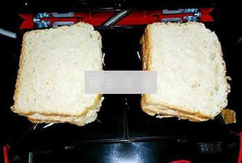 三明治香肠吐司的做法图解3