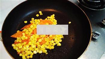 杏仁炒玉米的做法步骤3