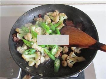 豆豉腊肉煸花菜的做法图解7