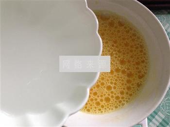 金针菇水蒸蛋的做法步骤2