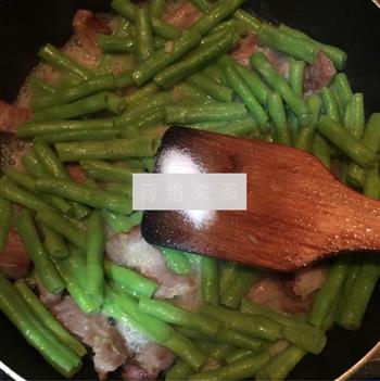 豇豆炒肉的做法步骤7