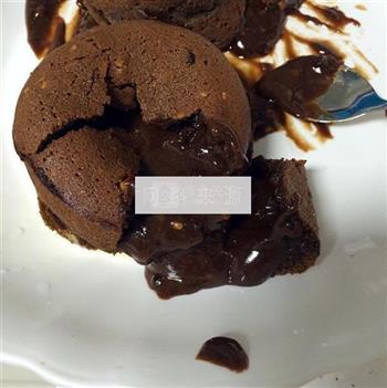 法式熔岩巧克力蛋糕的做法步骤12