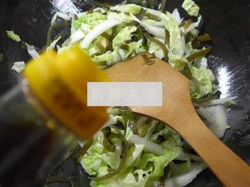 蒜香海带炒白菜的做法图解6