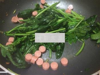 菠菜火腿炒面的做法步骤2