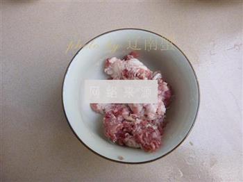 莲藕肉丸的做法步骤1