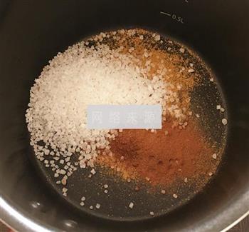 自制五香花生米的做法步骤1