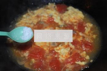 榨菜番茄蛋汤的做法步骤6
