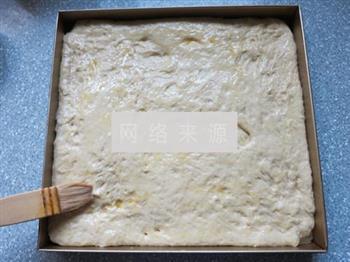 香葱肉松面包卷的做法步骤16