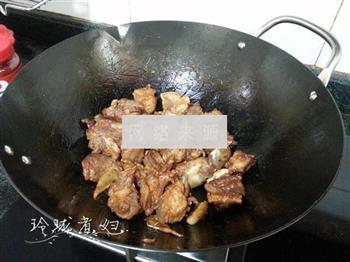 腐竹羊肉煲的做法步骤4