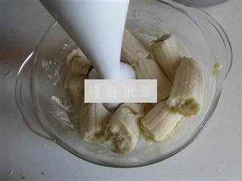 香蕉磅蛋糕的做法步骤1