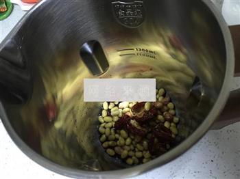 营养浓香五谷豆浆的制作方法的做法步骤2