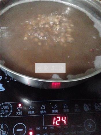 薏仁米红豆粥的做法步骤5