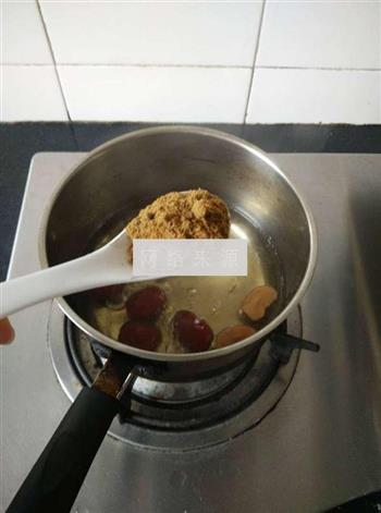 红枣鸡蛋红糖水的做法步骤3