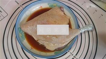 蜜汁烤鸭腿的做法步骤5