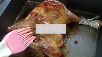蜜汁烤鸭腿的做法步骤8