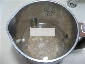 燕麦莲子豆浆的做法步骤2