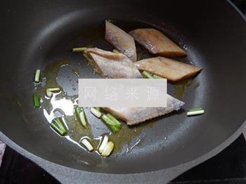 豆干烧带鱼的做法步骤3