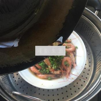 葱油金针菇蒸对虾的做法步骤9