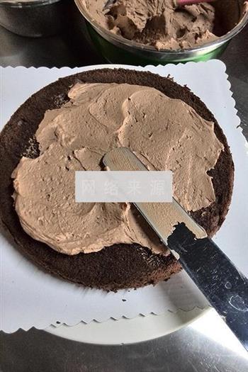 巧克力奶油蛋糕的做法步骤16