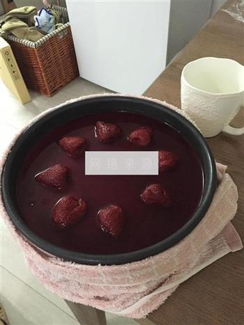 草莓慕斯蛋糕的做法步骤16