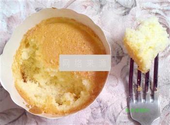 海绵纸杯蛋糕的做法步骤16