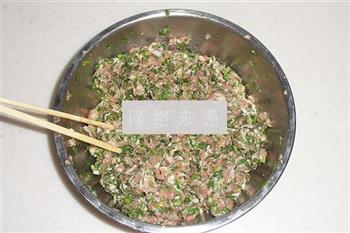 鲜肉虾仁蒸饺的做法步骤5