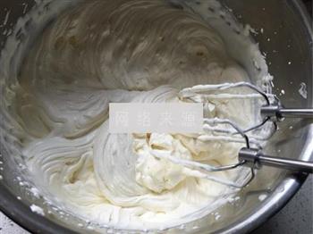 双层奶油裱花蛋糕的做法步骤3