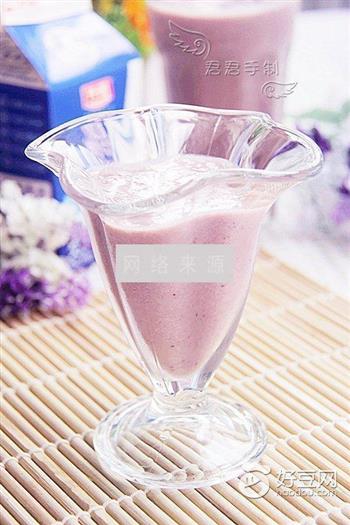 蓝莓奶昔的做法步骤7