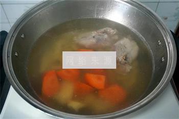 响螺片猪展汤的做法步骤6