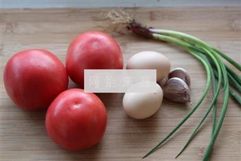 番茄鸡蛋的做法步骤1