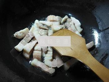黄花菜烧猪肉的做法步骤3