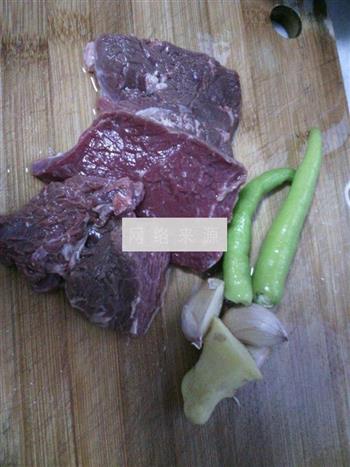 家常水煮牛肉的做法步骤1