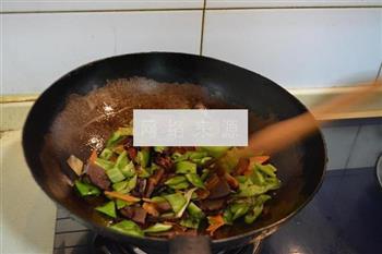 尖椒老腊肉的做法步骤2