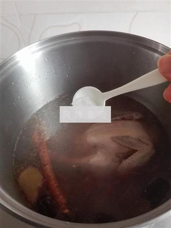 红枣参鸡汤的做法图解8