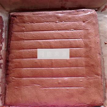 可可草莓戚风蛋糕卷的做法图解9