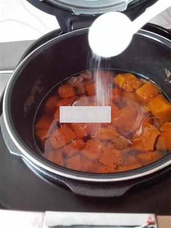 南瓜牛肉汤的做法步骤7