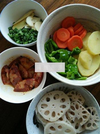 香辣藕片土豆片的做法步骤1