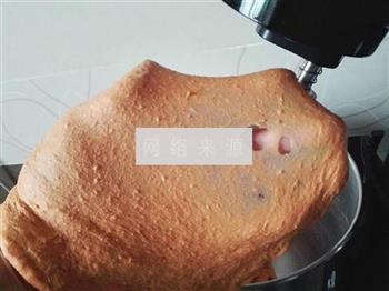 枸杞软欧面包的做法步骤9